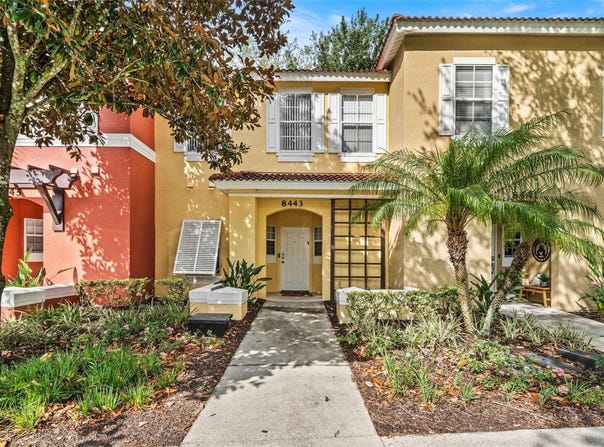 8443 CRYSTAL COVE LOOP, KISSIMMEE, FL 34747