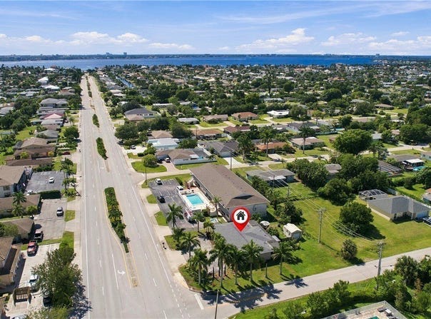 5204 Coronado Parkway, Cape Coral, FL 33904