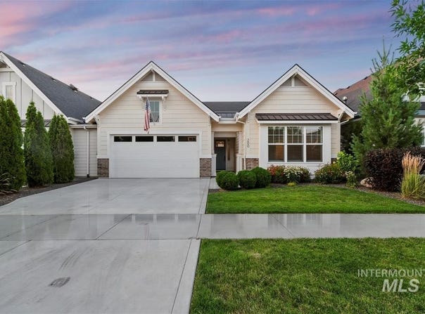 200 W Pavilion Lane, Meridian, ID 83646