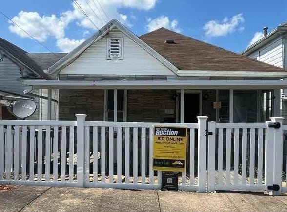 129 Broadway Ave, Clarksburg, WV 26301