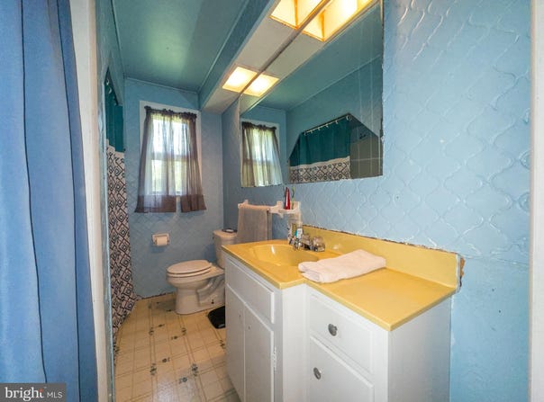 637 FORGEDALE ROAD, BARTO, PA 19504