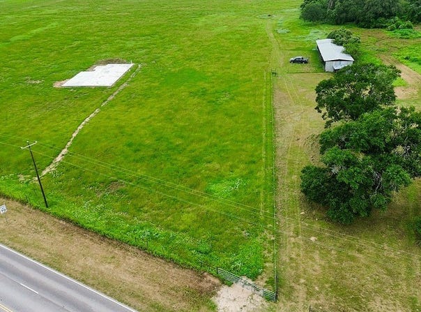 000 US Highway 77, Lexington, TX 78947