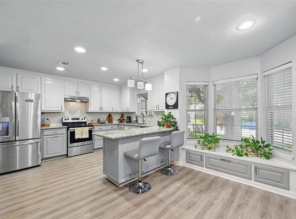 685 Cardinal Ridge Road, Burleson, TX 76028