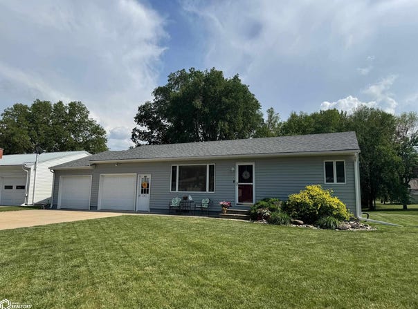 602 6th Avenue S, Humboldt, IA 50548