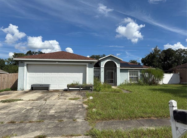 871 LAKE JACKSON Circle, APOPKA, FL 32703