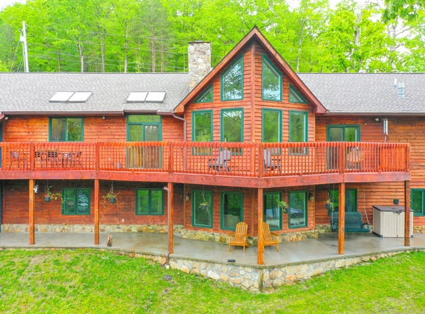 1117 Cliffs Edge Road, East Bernstadt, KY 40729