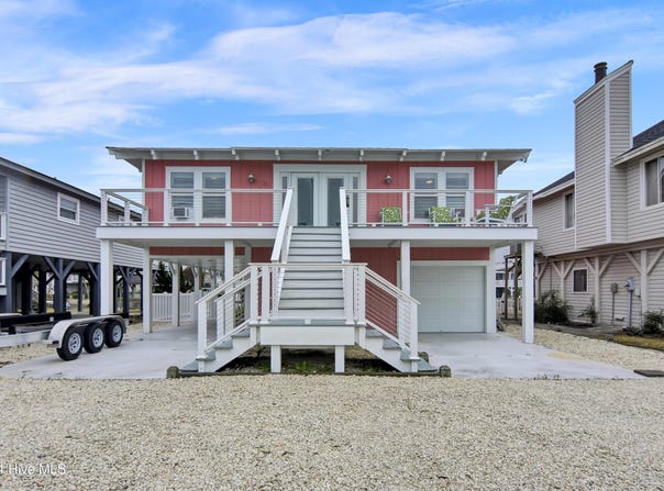 25 Newport Street, Ocean Isle Beach, NC 28469
