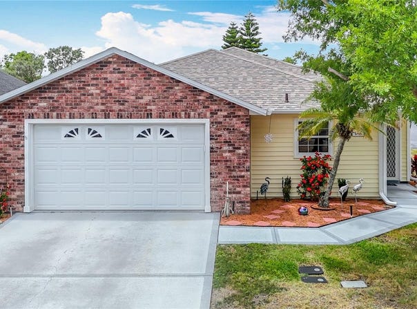 5755 YORKSHIRE DRIVE, ZEPHYRHILLS, FL 33542