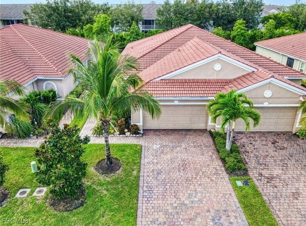 4250 Dutchess Park Road, Fort Myers, FL 33916