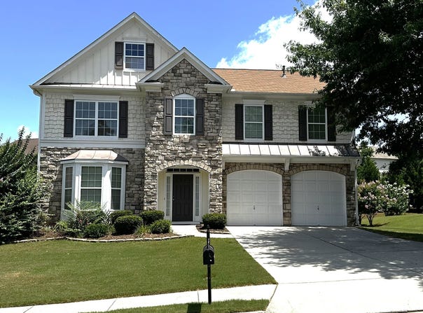 1952 Preserve Creek, Loganville, GA 30052