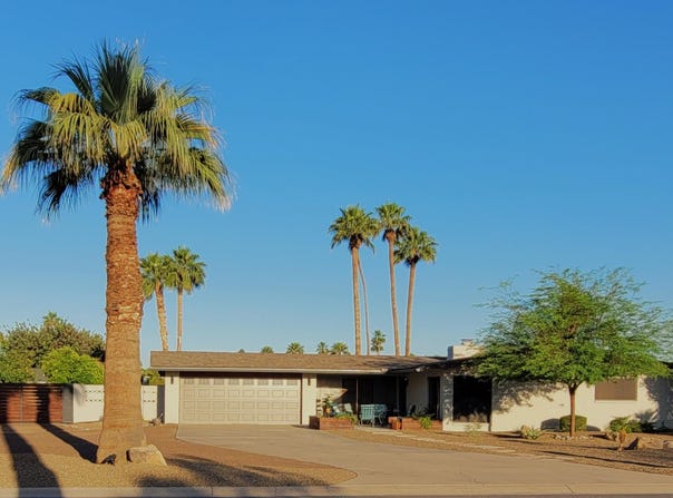 202 N FLORENCE Avenue, Litchfield Park, AZ 85340