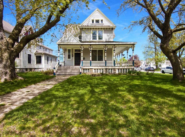 445 E State Street, Traverse City, MI 49686