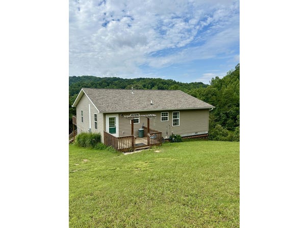 558 Upper Mulberry Road, Williamsburg, KY 40769