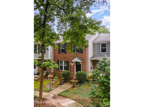 110 Taylors Pond Drive, Cary, NC 27511