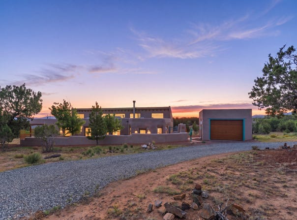 16 Jornada Place, Santa Fe, NM 87508