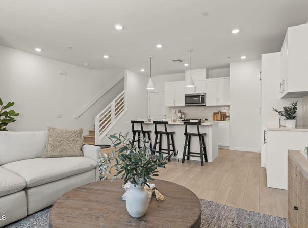 2402 Channel Drive, Ventura, CA 93003