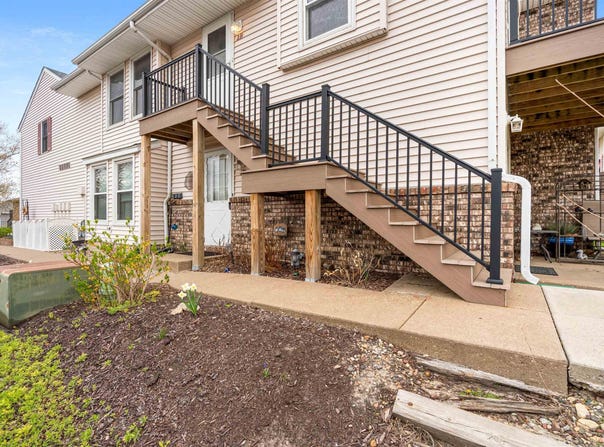 3807 SPRING Street, Davenport, IA 52807