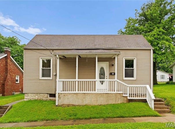 415 S Main Street, Waterloo, IL 62298