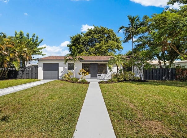 1635 Liberty St, Hollywood, FL 33020