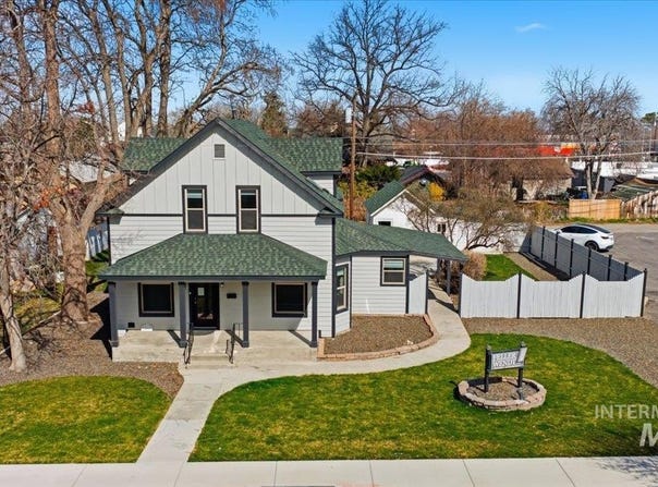 46 E Pine Avenue, Meridian, ID 83642