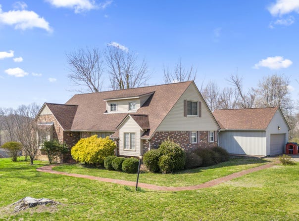 29 Quails Run Lane, West Liberty, KY 41472