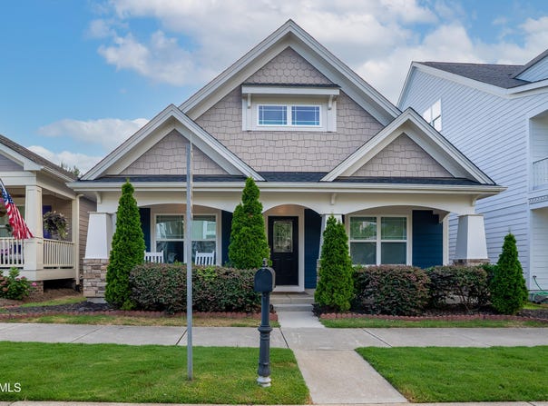 960 Branch Line Lane, Apex, NC 27502