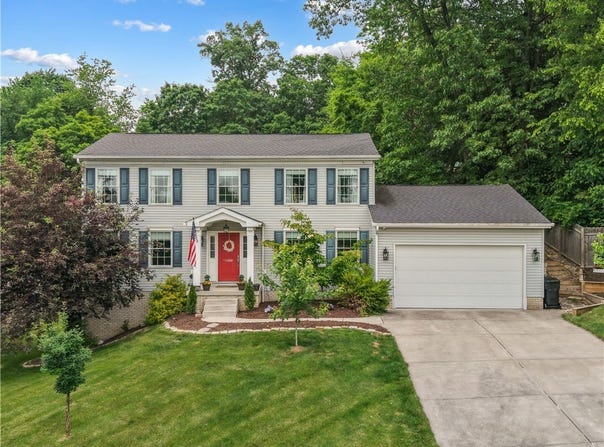 1490 Peachtree Lane, North Huntingdon, PA 15642