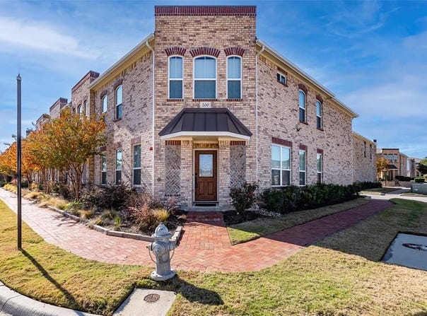 200 Emma Drive, Lewisville, TX 75057