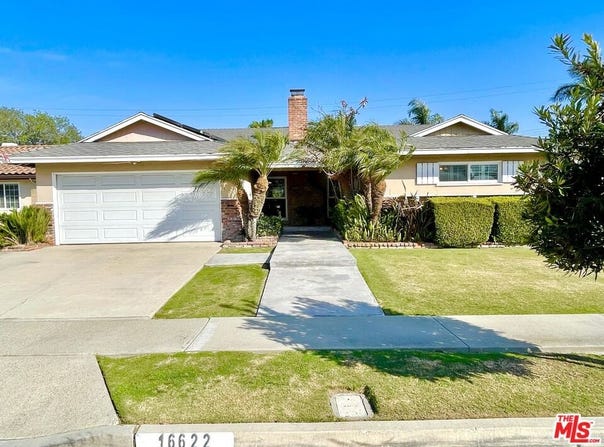 16622 Tiber Ln, Huntington Beach, CA 92647