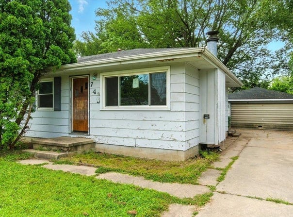 740 Hall Avenue, Waterloo, IA 50707