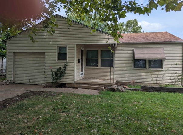 2508 S Greenwood, Wichita, KS 67216