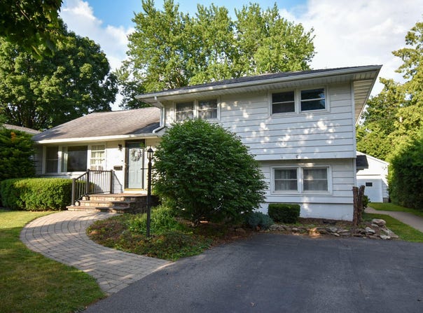 60 Prospect Avenue, Plattsburgh, NY 12901