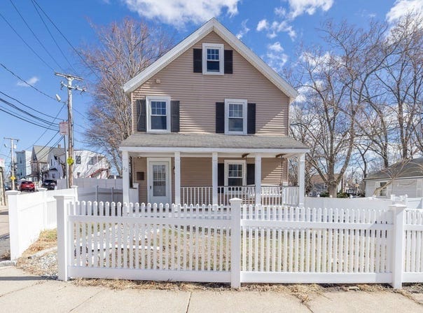 32 Jewett St, Boston, MA 02131