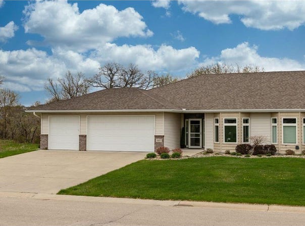 1957 Alder Lane NW, Rochester, MN 55901