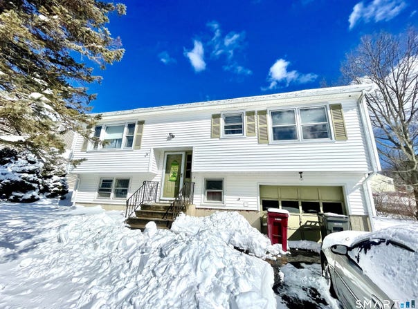 77 Meadow Lark Road, Naugatuck, CT 06770