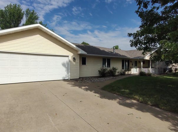 129 Burdick, Salix, IA 51052