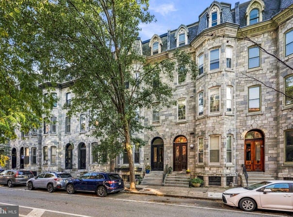 2112 PINE Street, PHILADELPHIA, PA 19103