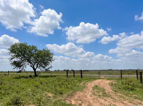 2713 FM 716, Premont, TX 78375