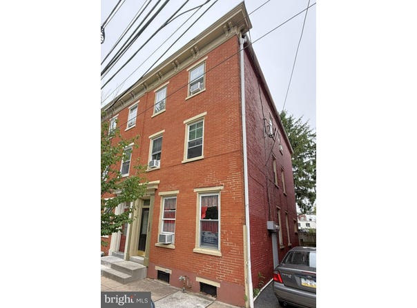 152 E WALNUT Street, LANCASTER, PA 17602