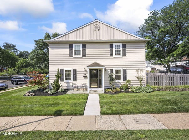 74 Kingsley Way, Freehold, NJ 07728