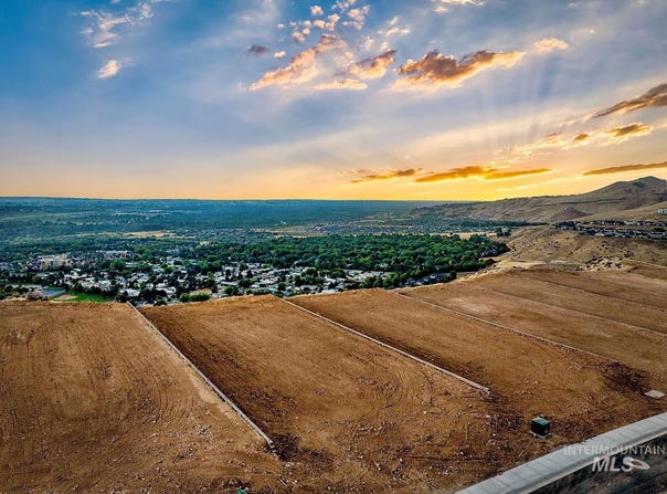 3145 S Glacier Lily Pl, Boise, ID 83716