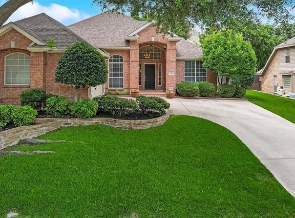 2702 Parkside Lane, McKinney, TX 75072