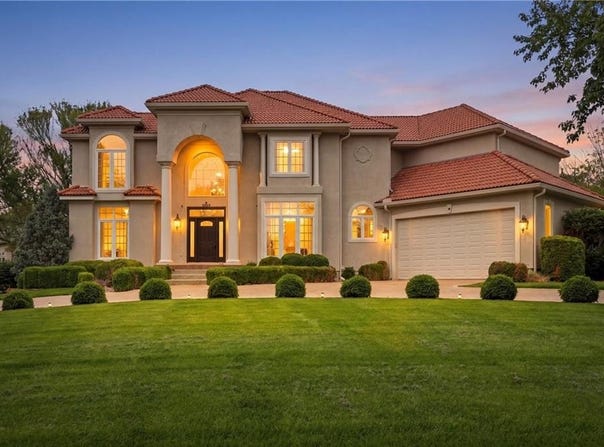 3500 Saddle Ridge Drive, Independence, MO 64057