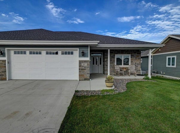 825 Vineyard Drive, Cambridge, WI 53523