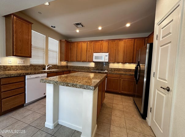 6935 Sacred Circle, Sparks, NV 89436