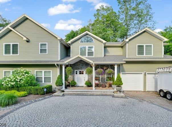224 Wawayanda Rd, Vernon Twp., NJ 07422-1710