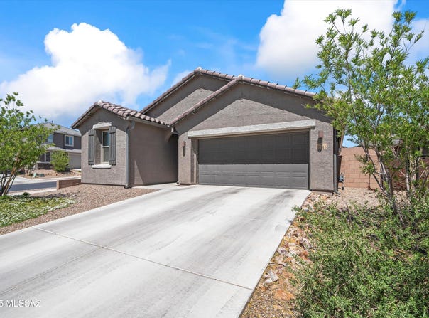10145 S Moonlit Riverwalk Trail, Vail, AZ 85641