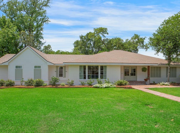 1022 Roselawn Drive, Lafayette, LA 70503