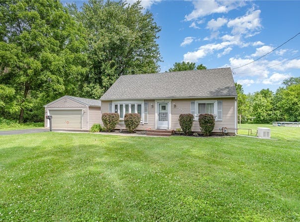 2622 Nichols Street, Ogden, NY 14559