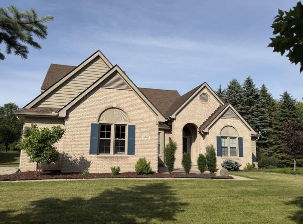 6961 Suncrest Drive, Saline, MI 48176